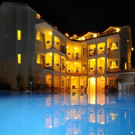 브리즈 앤드 호텔 4*