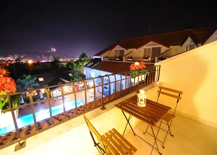 Hotel Sea Breeze And 4*