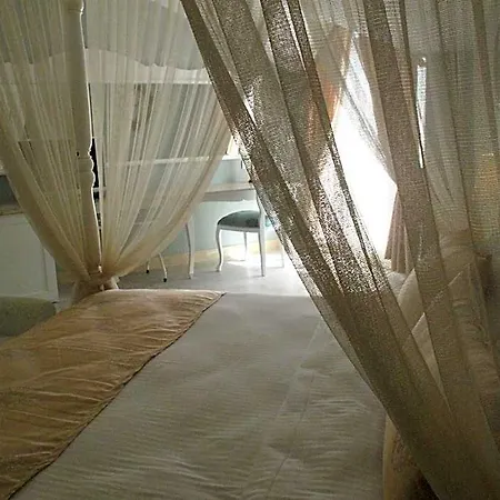 Hotel Sea Breeze And 4*