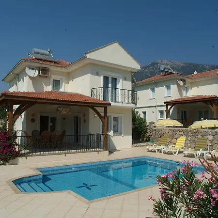 Sea Breeze And ホテル 4*