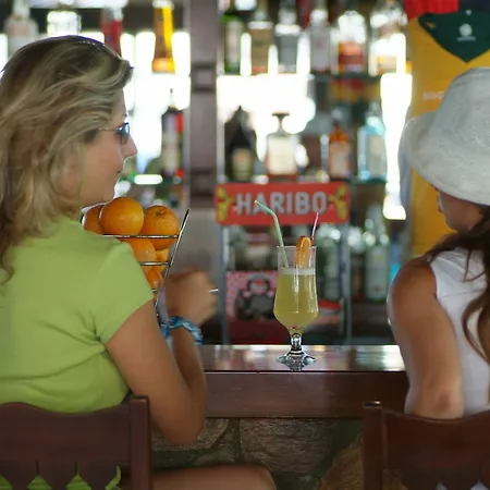 ホテル Sea Breeze And 4*