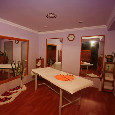 Sea Breeze And ホテル