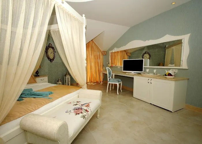 Sea Breeze And Otel Ölüdeniz